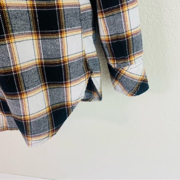 Volcom Black Getting Rad Plaid Button Up Shirt Size M - Picture 4 of 6